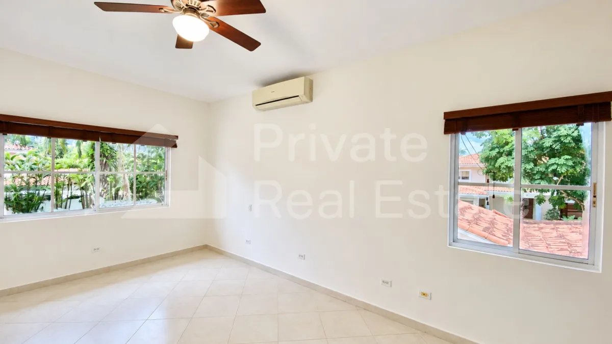 Apartamento para Alugar em Costa Del Este