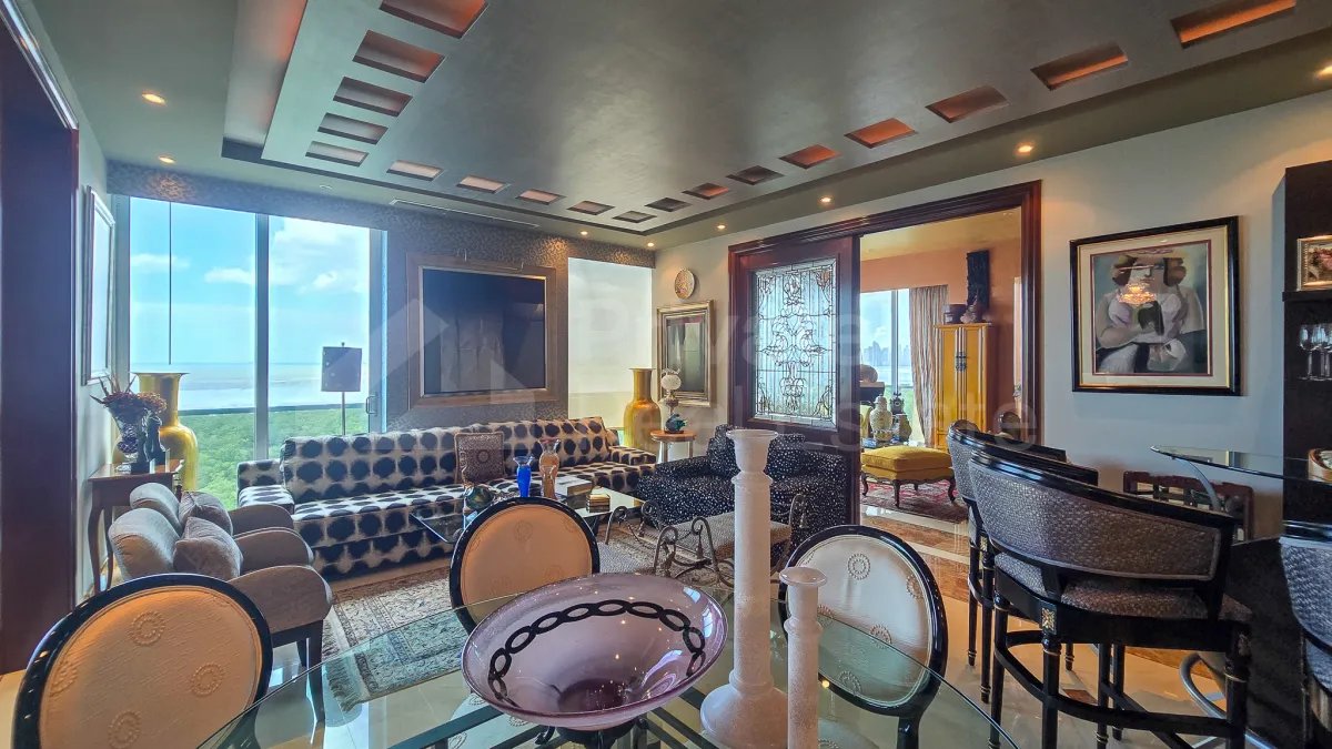 Apartamento en venta PH Paseo del Mar Costa del Este