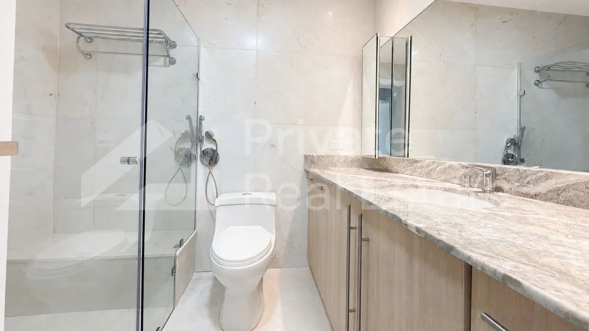 Se Vende apartamento en Los Delfines en Avenida Balboa