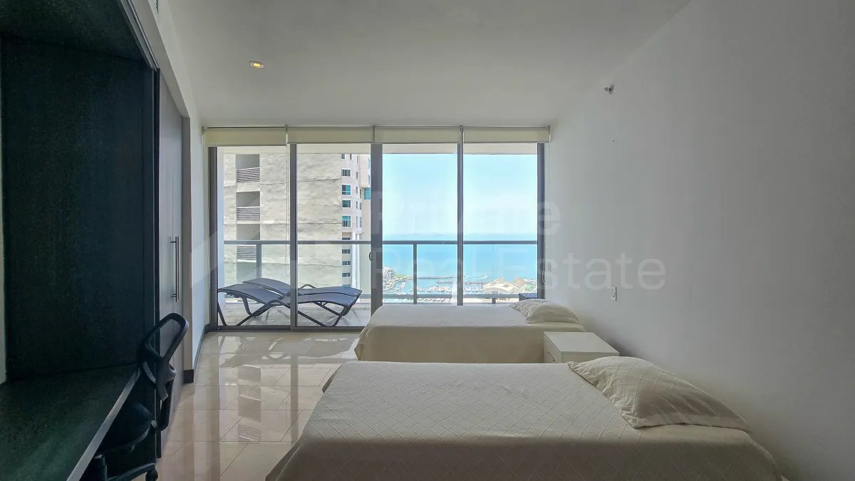 Apartamento à Venda em Punta Pacifica