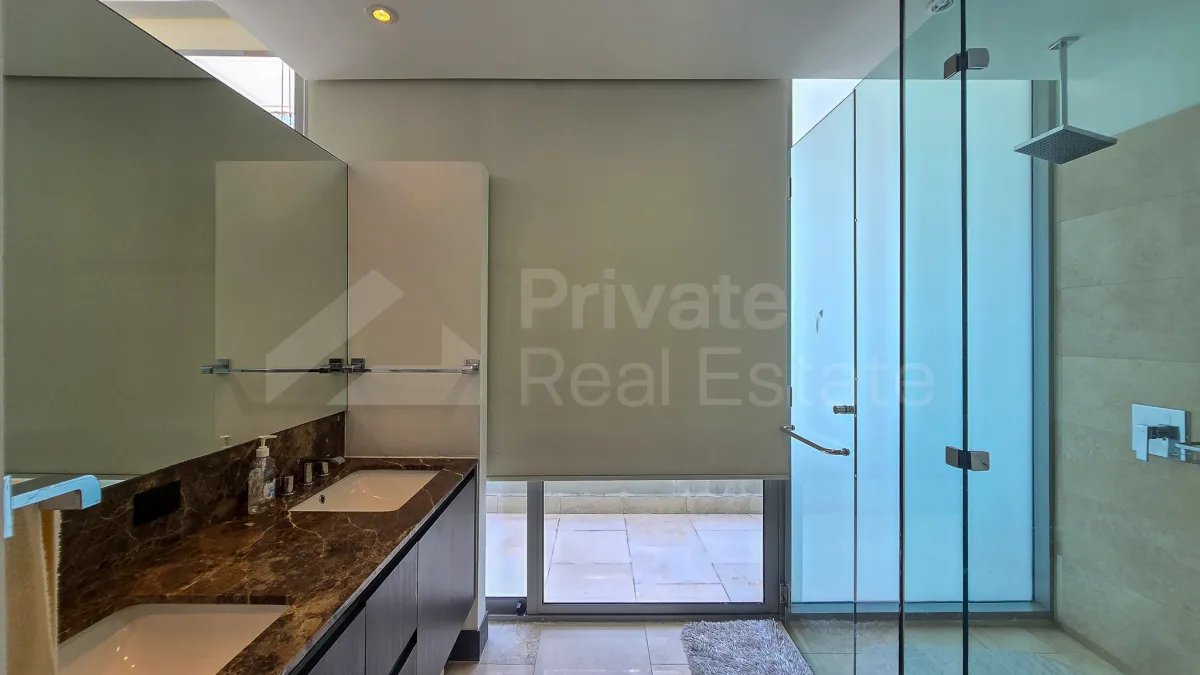 Apartamento à Venda em Punta Pacifica