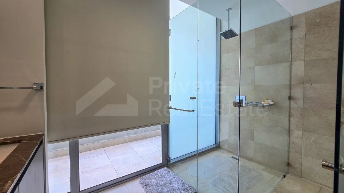 Apartamento à Venda em Punta Pacifica