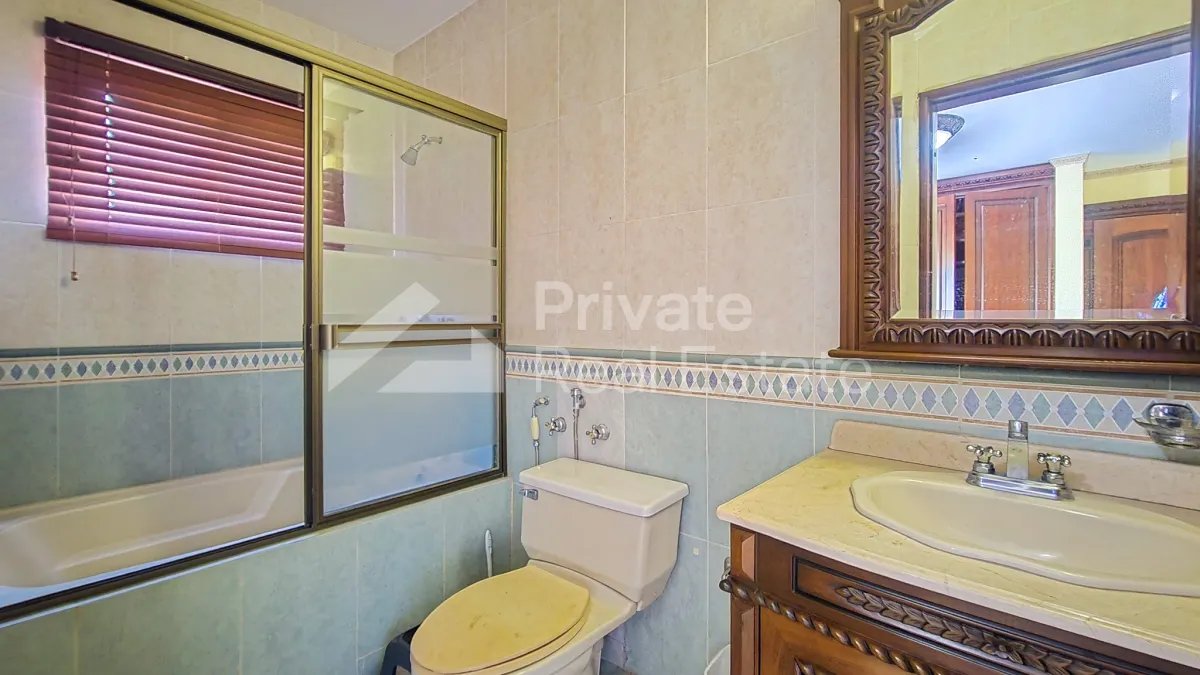 Casa à Venda em Costa Del Este