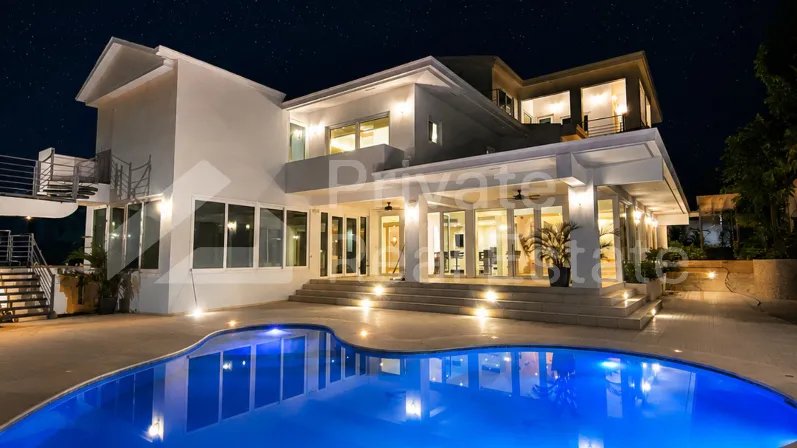 Se vende Casa en Altos del Golf