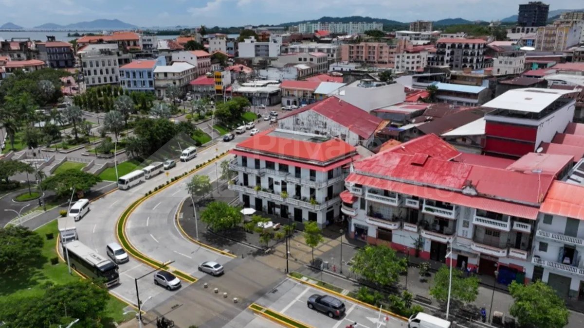 Ponto Comercial para Alugar em Casco Antiguo