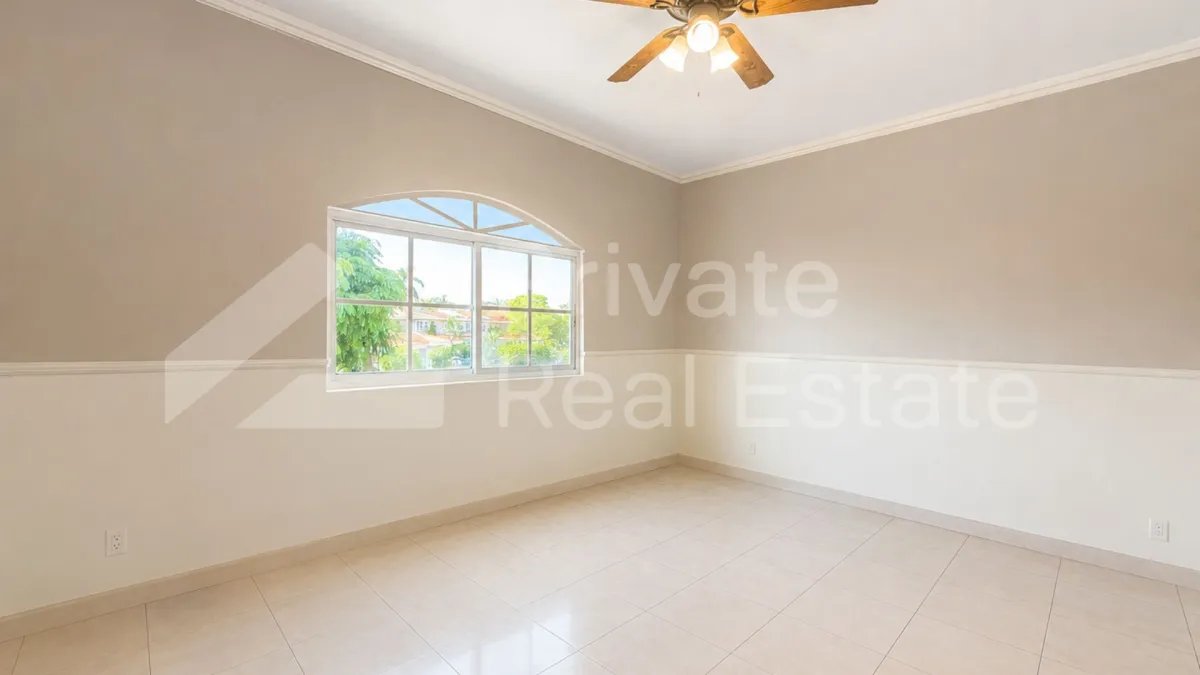 Se Vende casa en Costa Serena Costa del Este