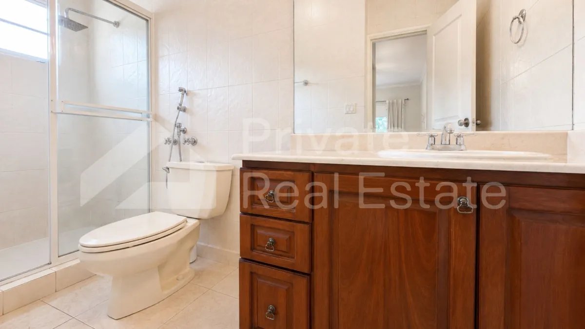 Se Vende casa en Costa Serena Costa del Este