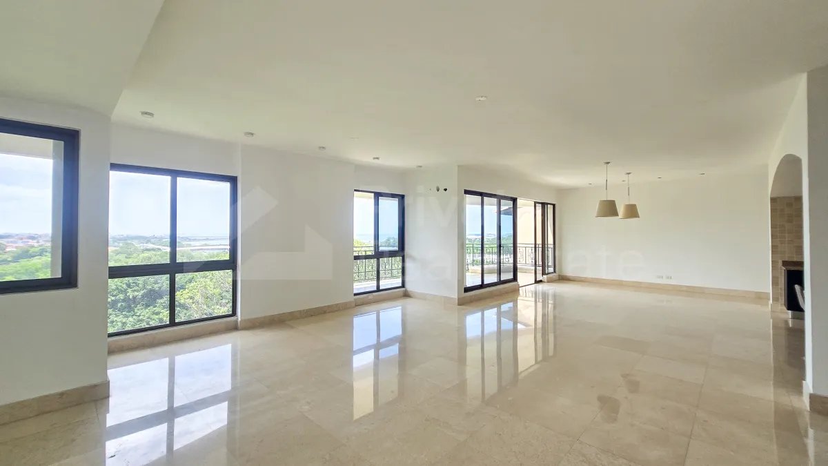 Venta de apartamento en PH Amador Heights, Amador