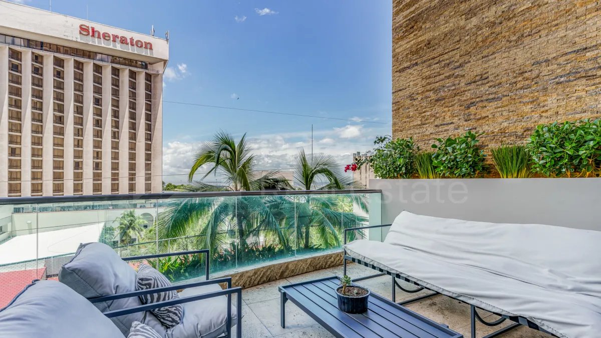 Sale of Loft-Style Apartment in Premier Loft, San Francisco