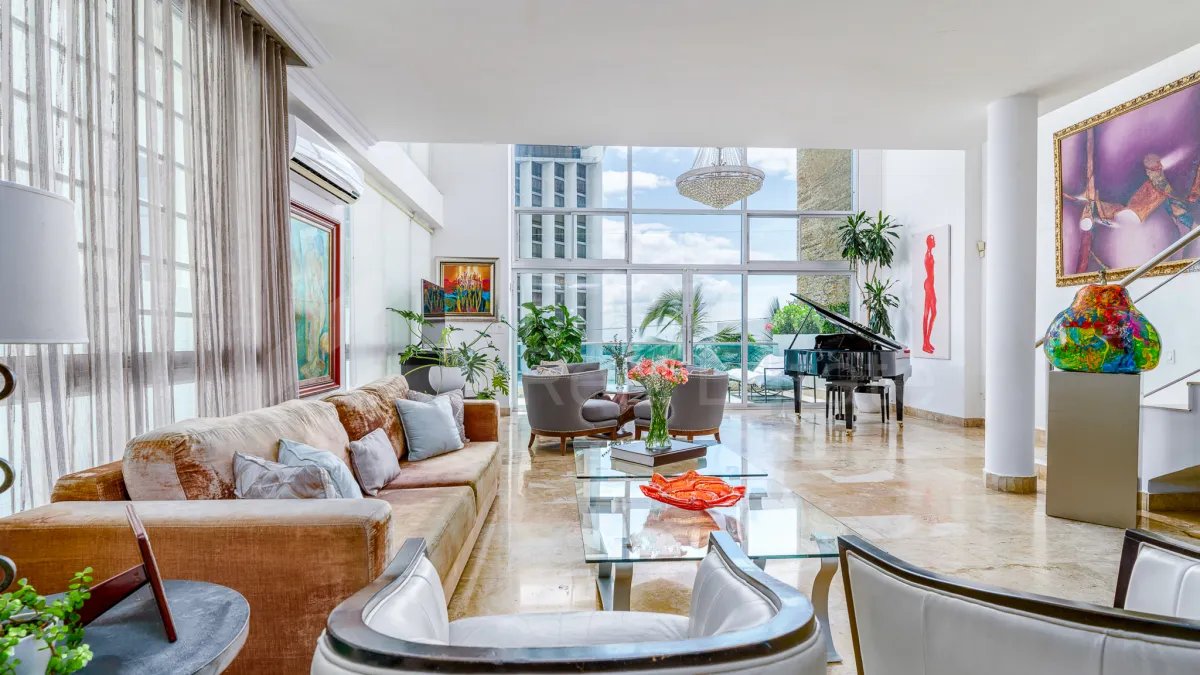 Sale of Loft-Style Apartment in Premier Loft, San Francisco