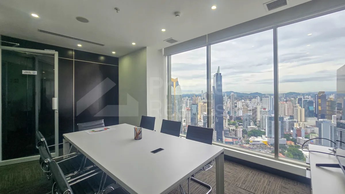 Office for sale in Balboa Avenue