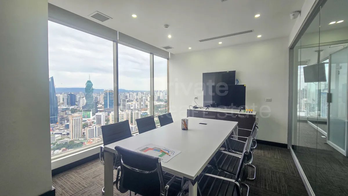 Office for sale in Balboa Avenue