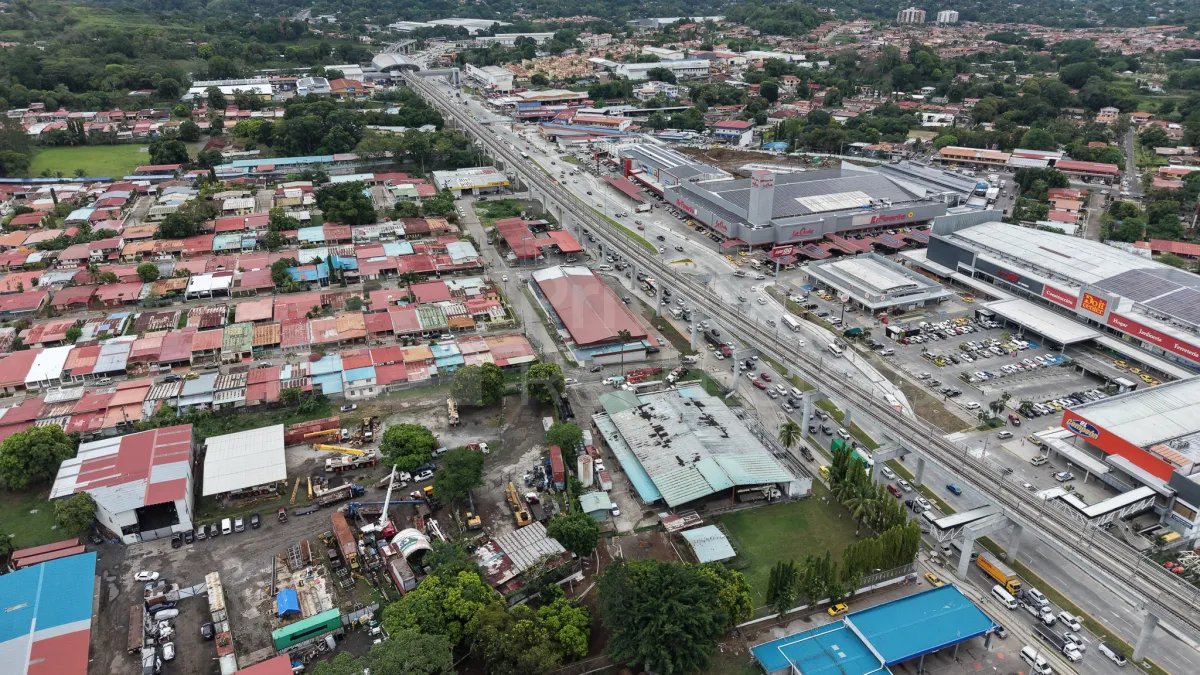 Building Lot for sale in Via Transistmica