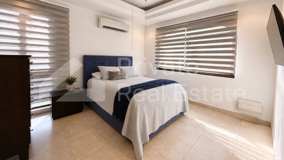 House for Sale in Costa del Este Ph Antigua