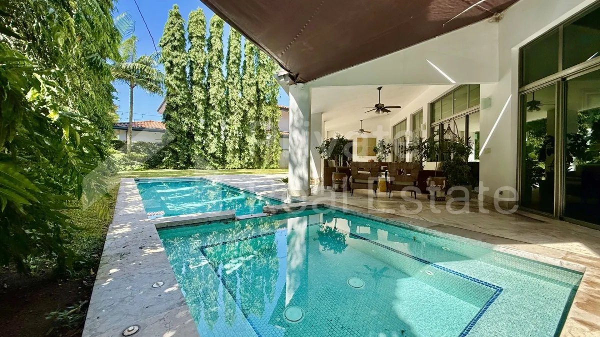 House for Sale in Costa del Este Ph Toscana