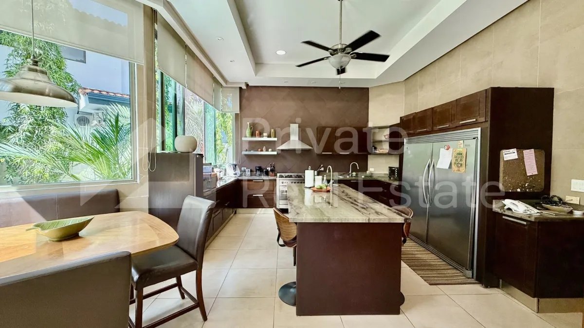 House for Sale in Costa del Este Ph Toscana