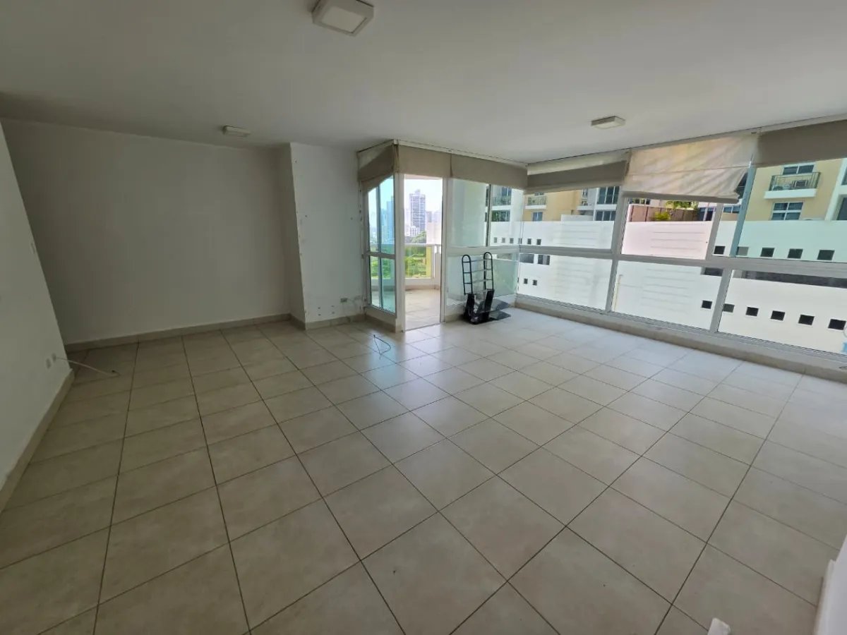 Venta de apartamento en PH Elmare, Betania