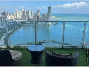 FOR RENT: BEAUTIFUL APARTMENT IN PH WHITE TOWER, AV. BALBOA