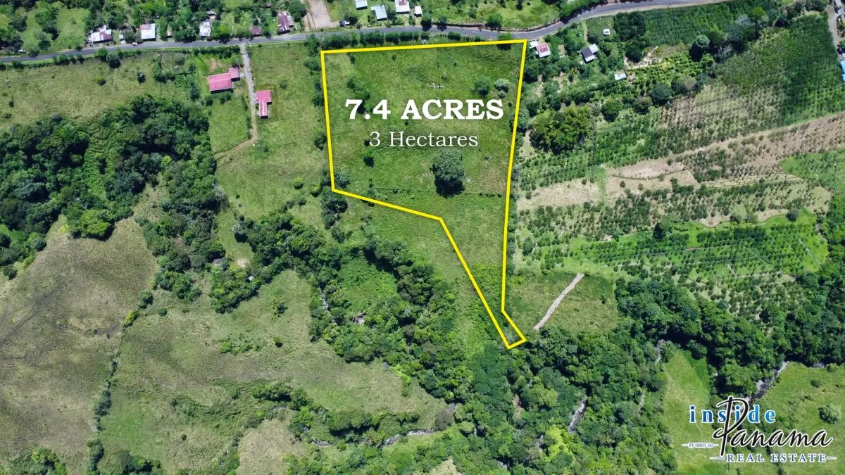 Terreno à Venda em Chitré