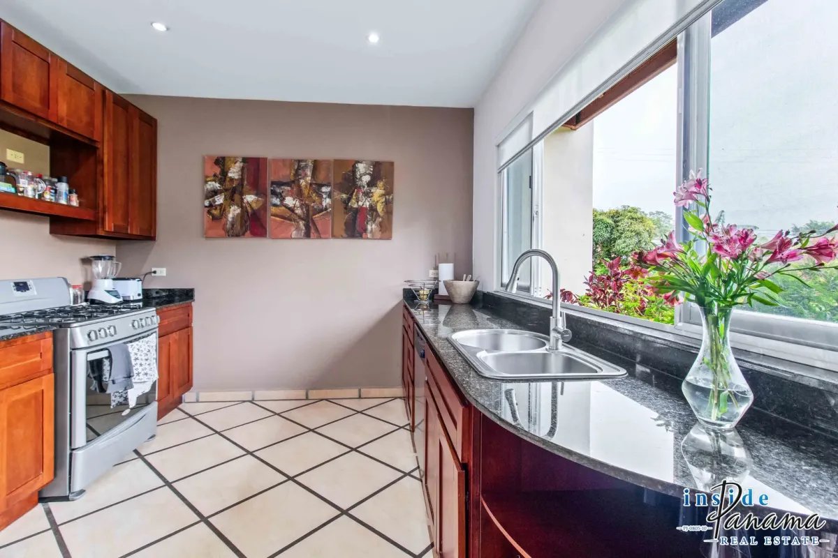 Ground Floor Condo for Sale in Alto Lino Boquete Panama