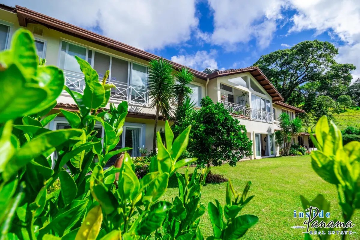 Ground Floor Condo for Sale in Alto Lino Boquete Panama