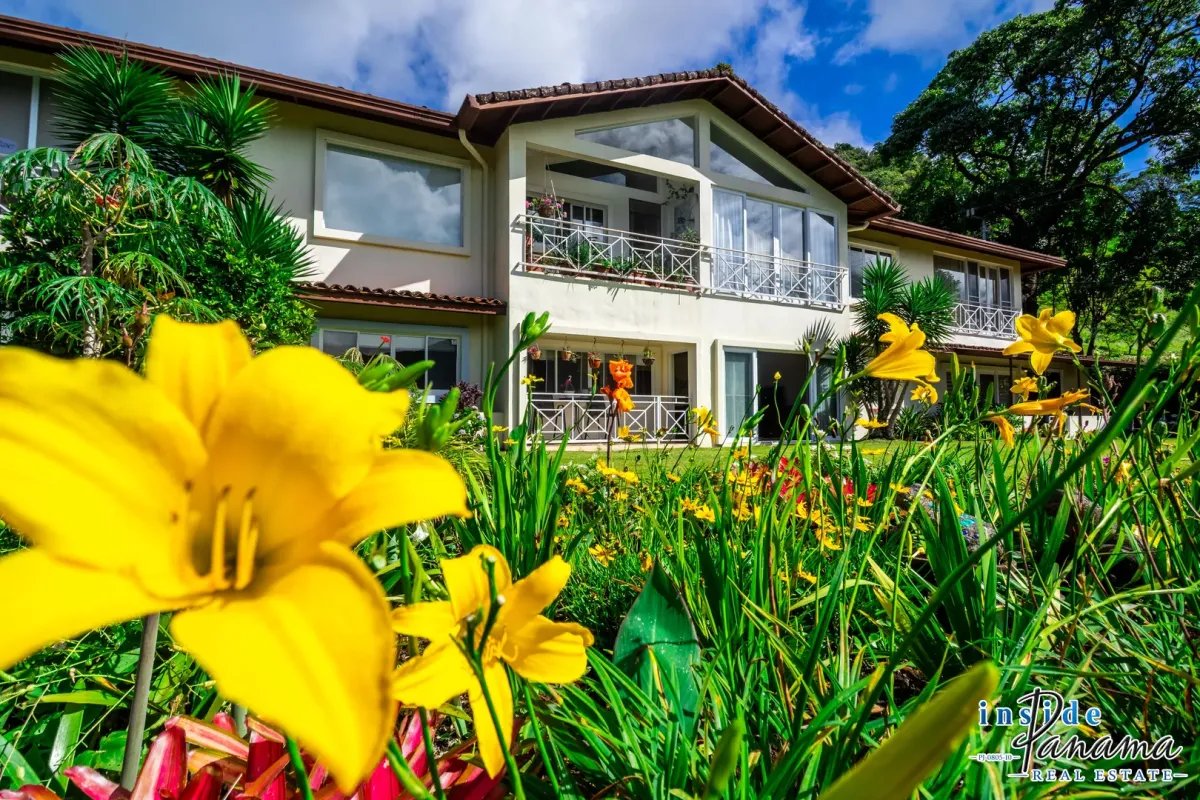 Ground Floor Condo for Sale in Alto Lino Boquete Panama