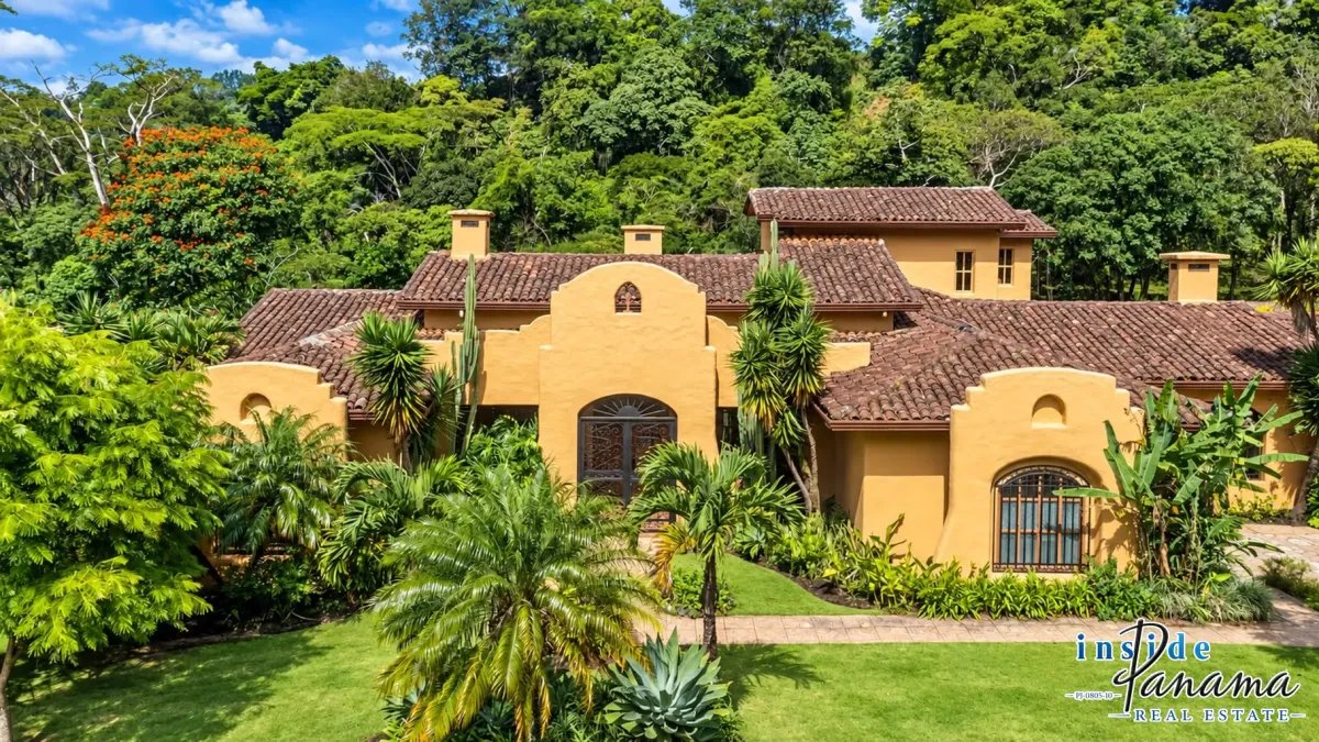 Casa à Venda em Boquete