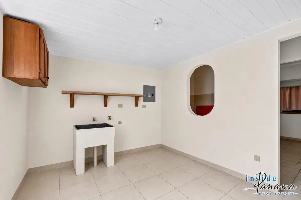 Casa à Venda em Dolega