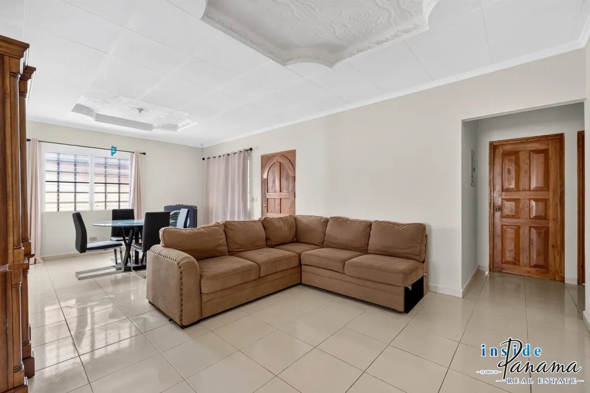 Casa à Venda em Dolega