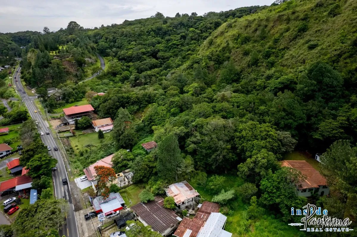 Terreno à Venda em Boquete