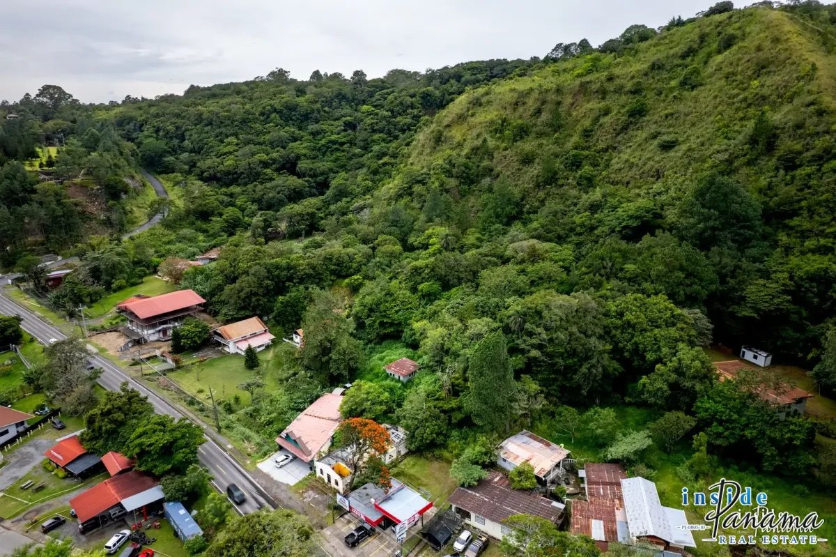 Terreno à Venda em Boquete