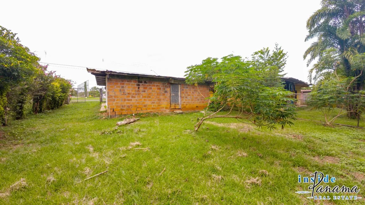 Casa à Venda em Santiago