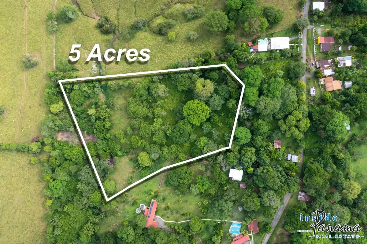 Terreno à Venda em Santa Fe
