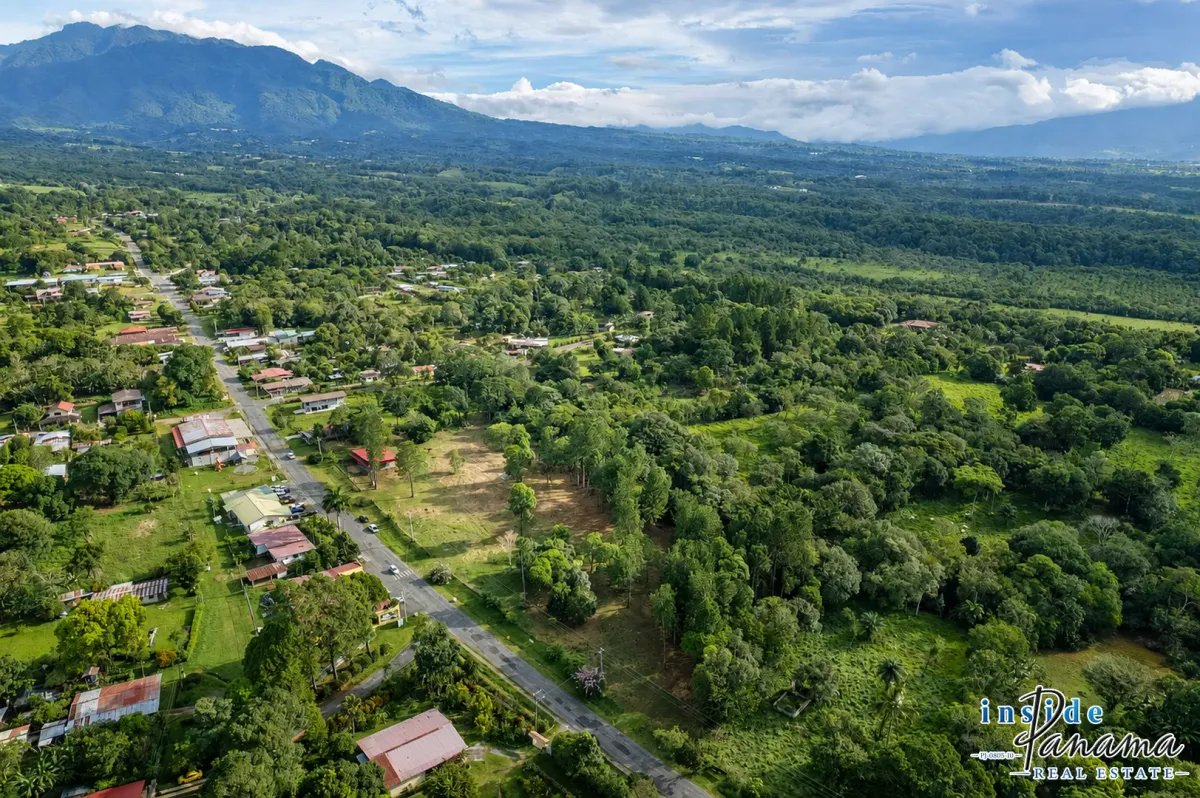 Terreno à Venda em Caldera