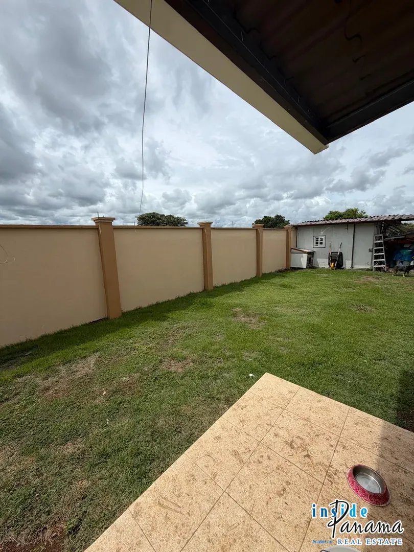 Casa à Venda em Dolega