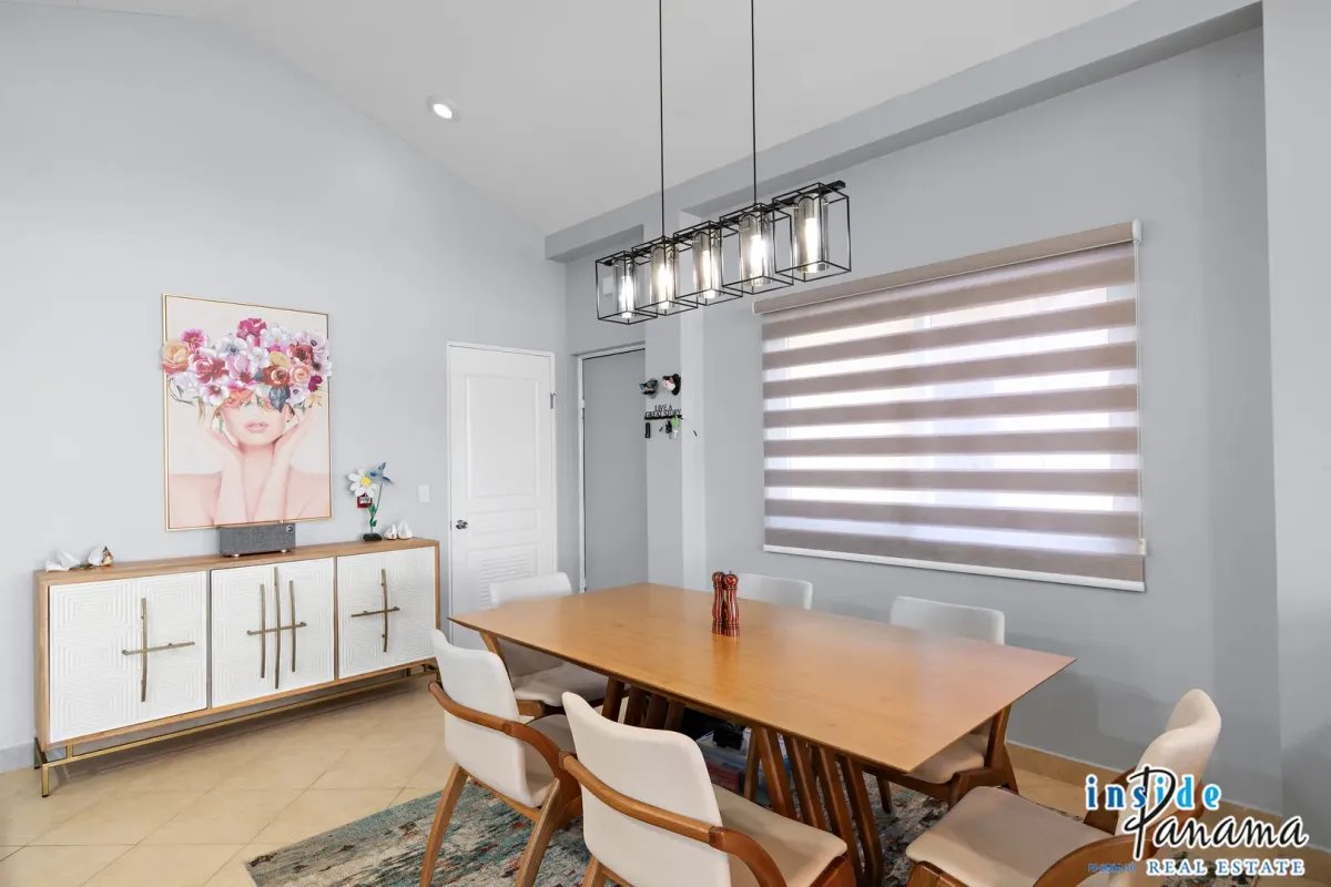 Apartamento à Venda em Playa Barqueta
