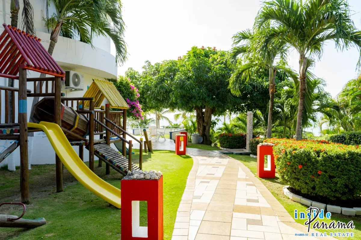 Oceanfront Condo in PH Coronado Suite in Coronado Panama
