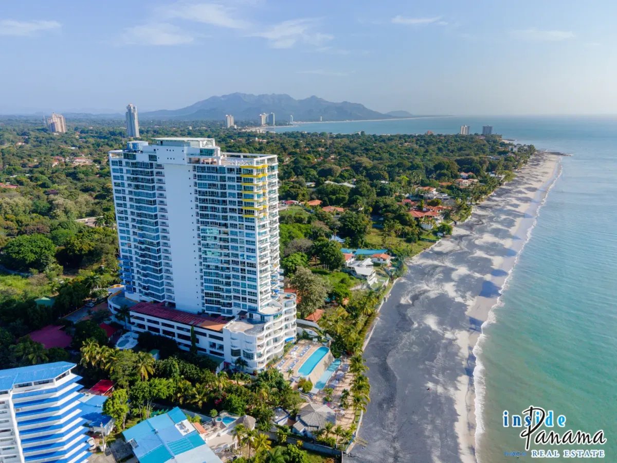 Oceanfront Condo in PH Coronado Suite in Coronado Panama