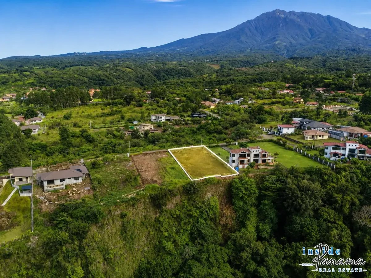 Terreno à Venda em Boquete