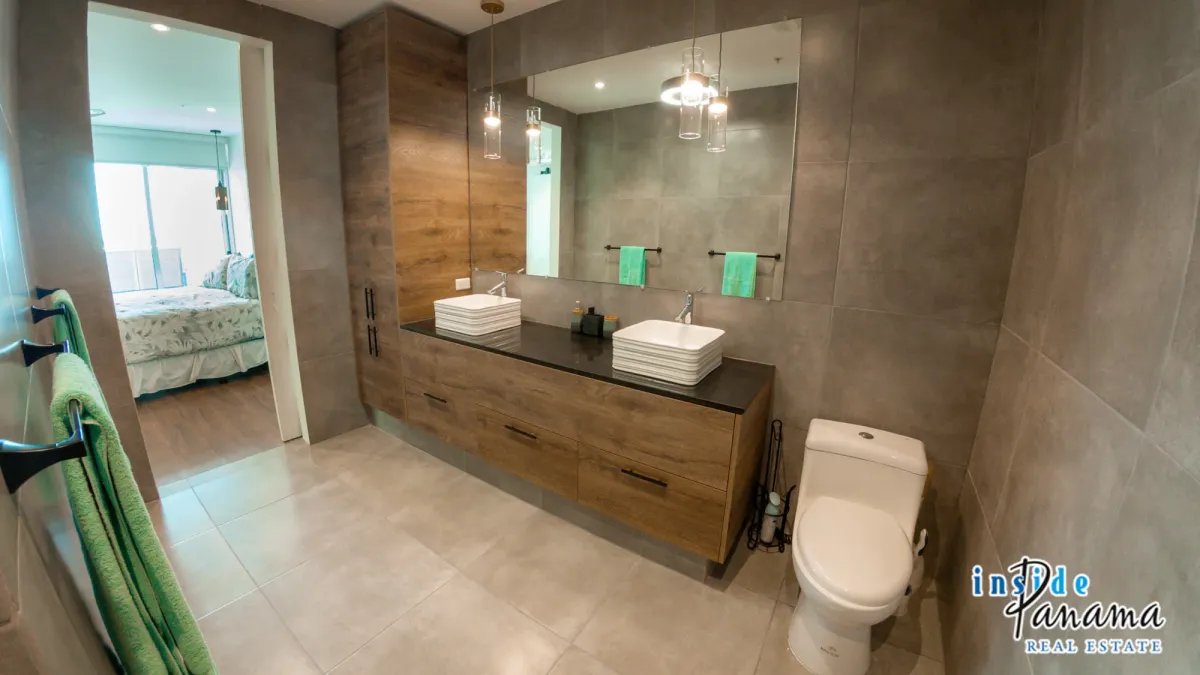 Apartamento à Venda em Coronado