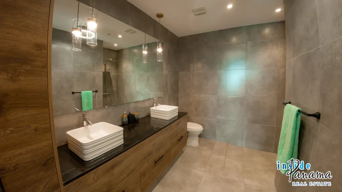 Apartamento à Venda em Coronado