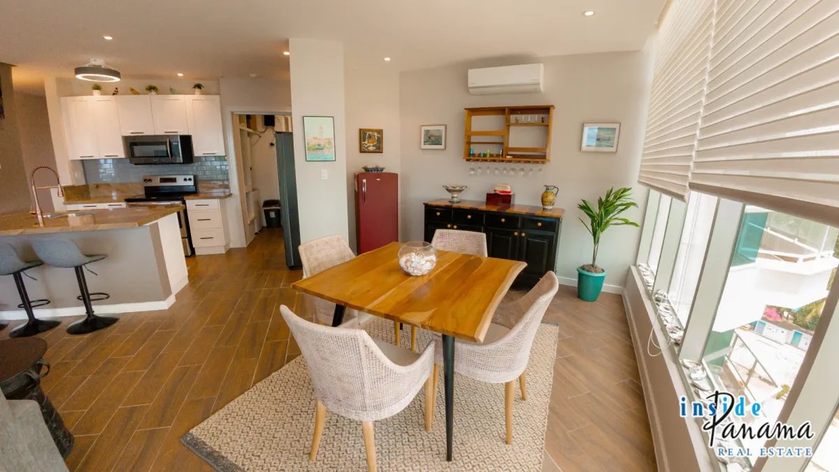 Apartamento à Venda em Coronado