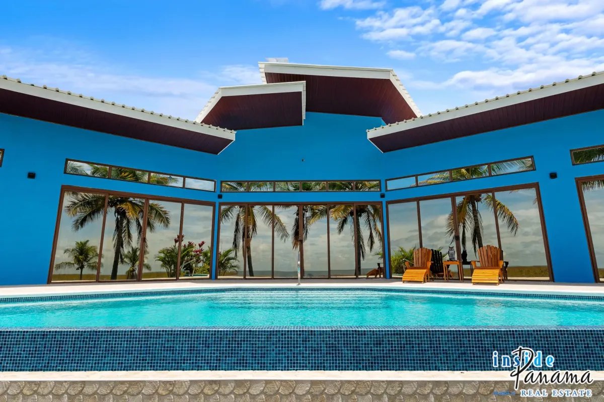 Casa à Venda em Playa Barqueta