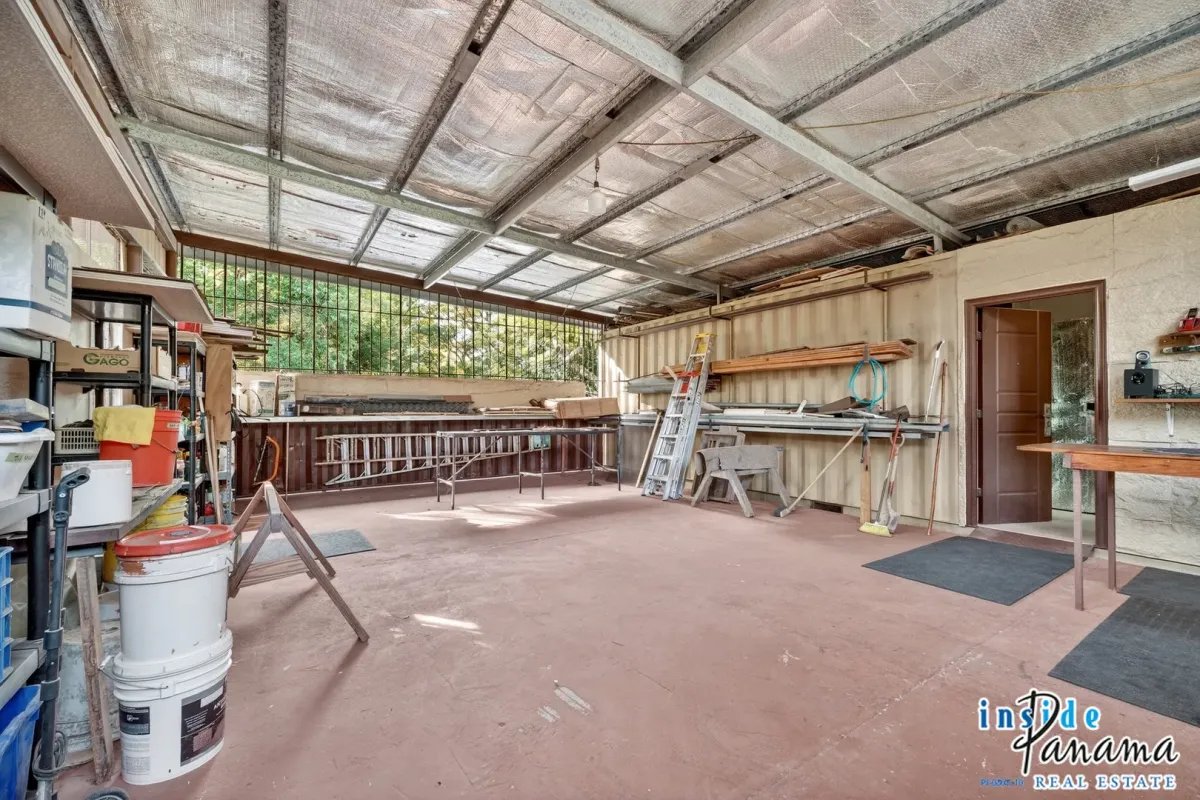 3 Bedroom Home with detached Workshop in Potrerillos Arriba Panama