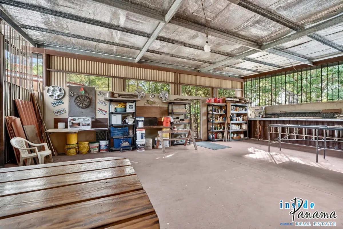 3 Bedroom Home with detached Workshop in Potrerillos Arriba Panama