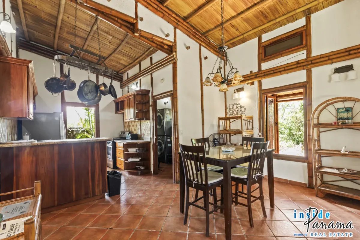 Casa à Venda em Boquete
