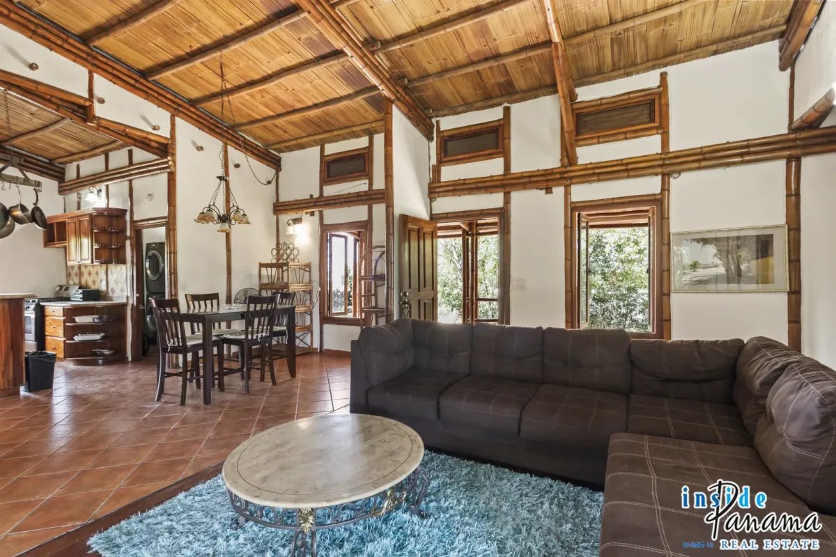 Casa à Venda em Boquete