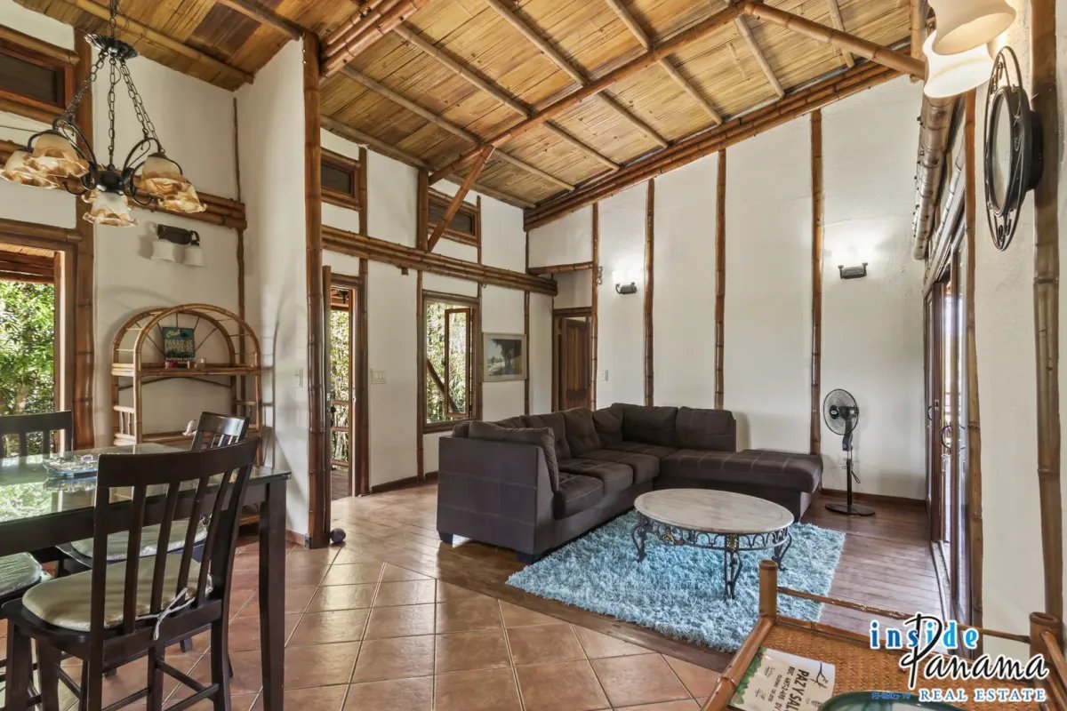 Casa à Venda em Boquete