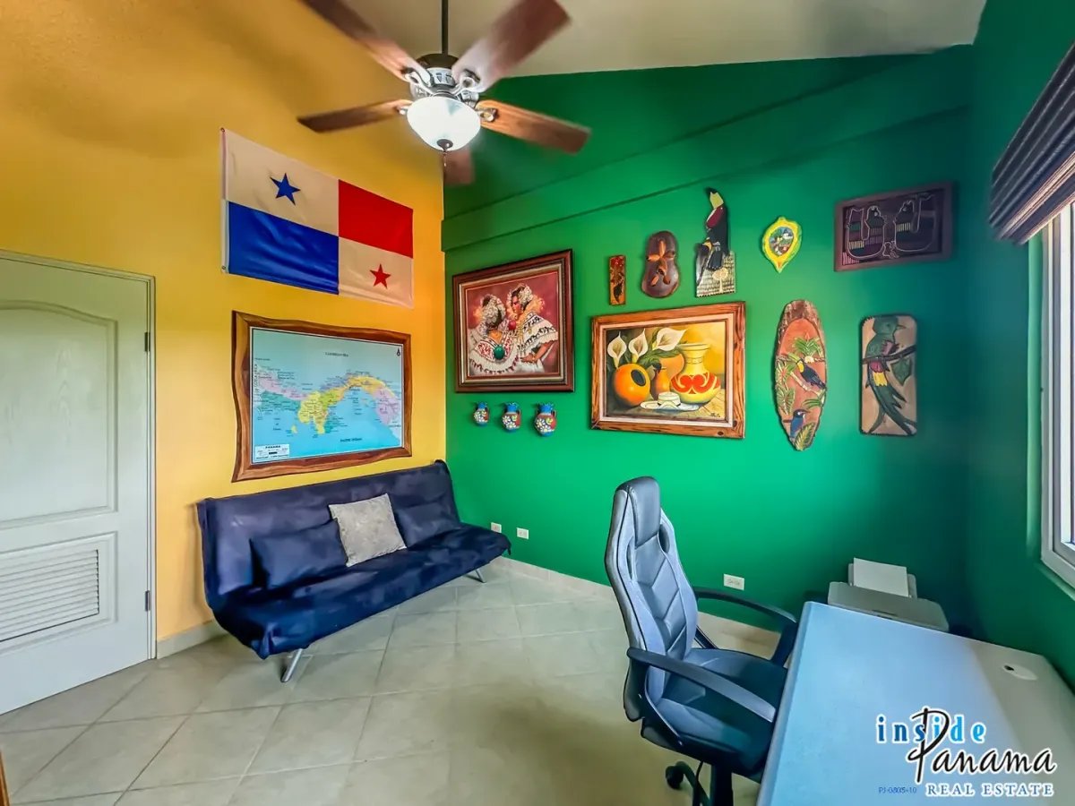 Apartamento à Venda em Playa Barqueta