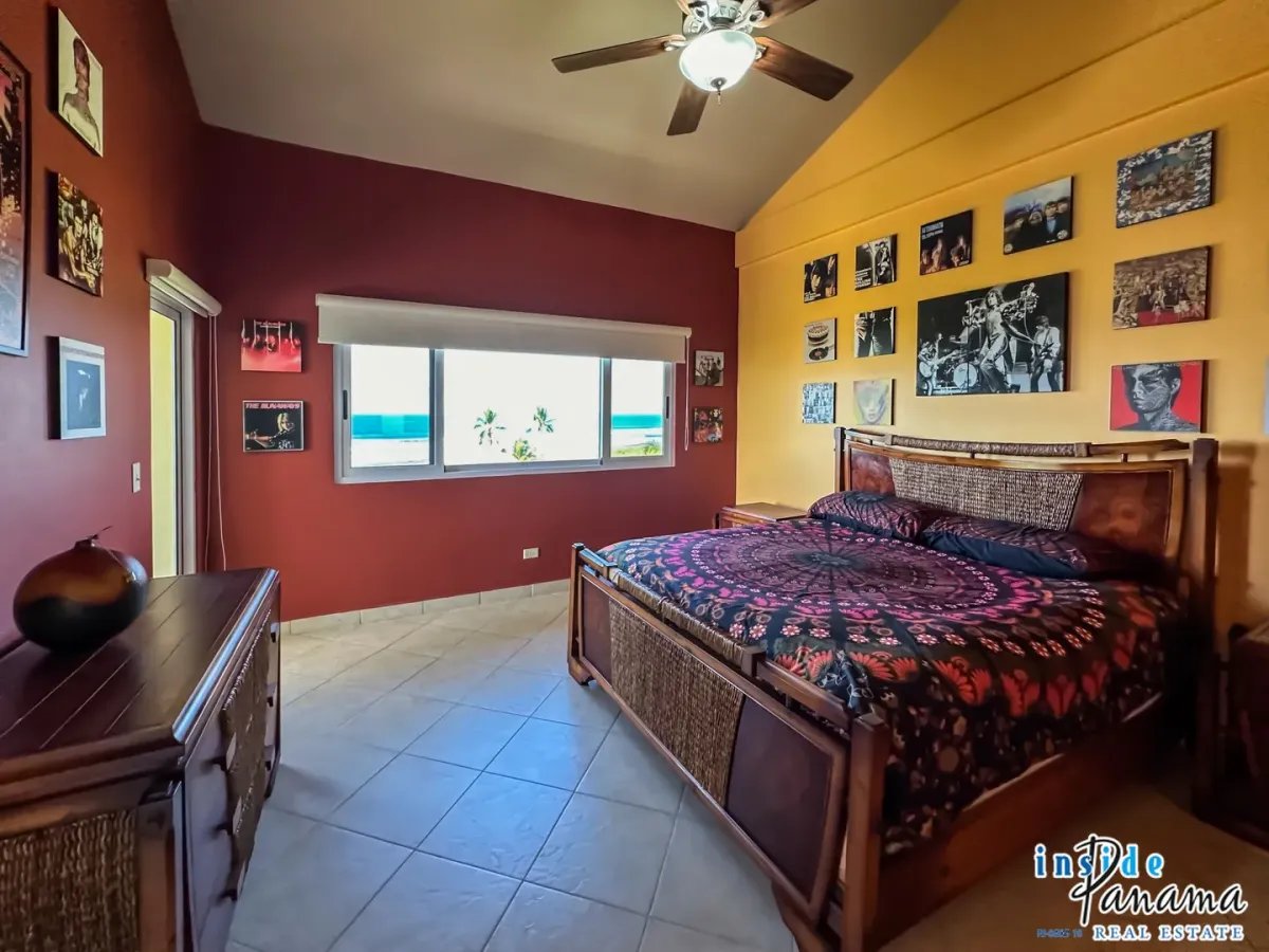 Apartamento à Venda em Playa Barqueta
